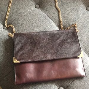 Classy Crossover bag with fur